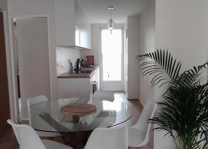 Heart Of 3 Bbedroom Queen Beds Ac Parking Apartment Antibes