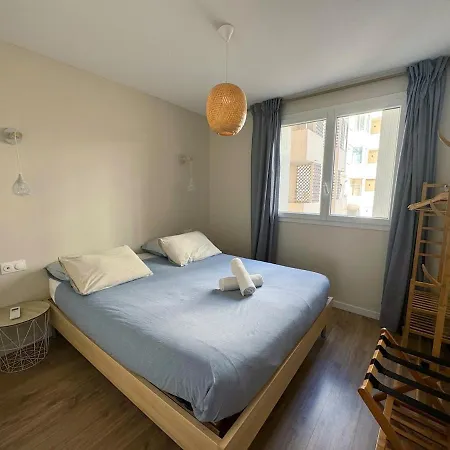 Heart Of 3 Bbedroom Queen Beds Ac Parking Lägenhet